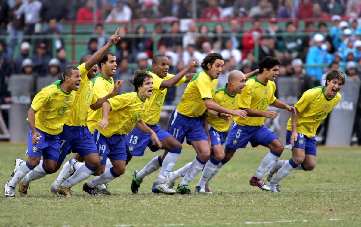 Brazil thắng Argentina ở chung kết Copa America 2004